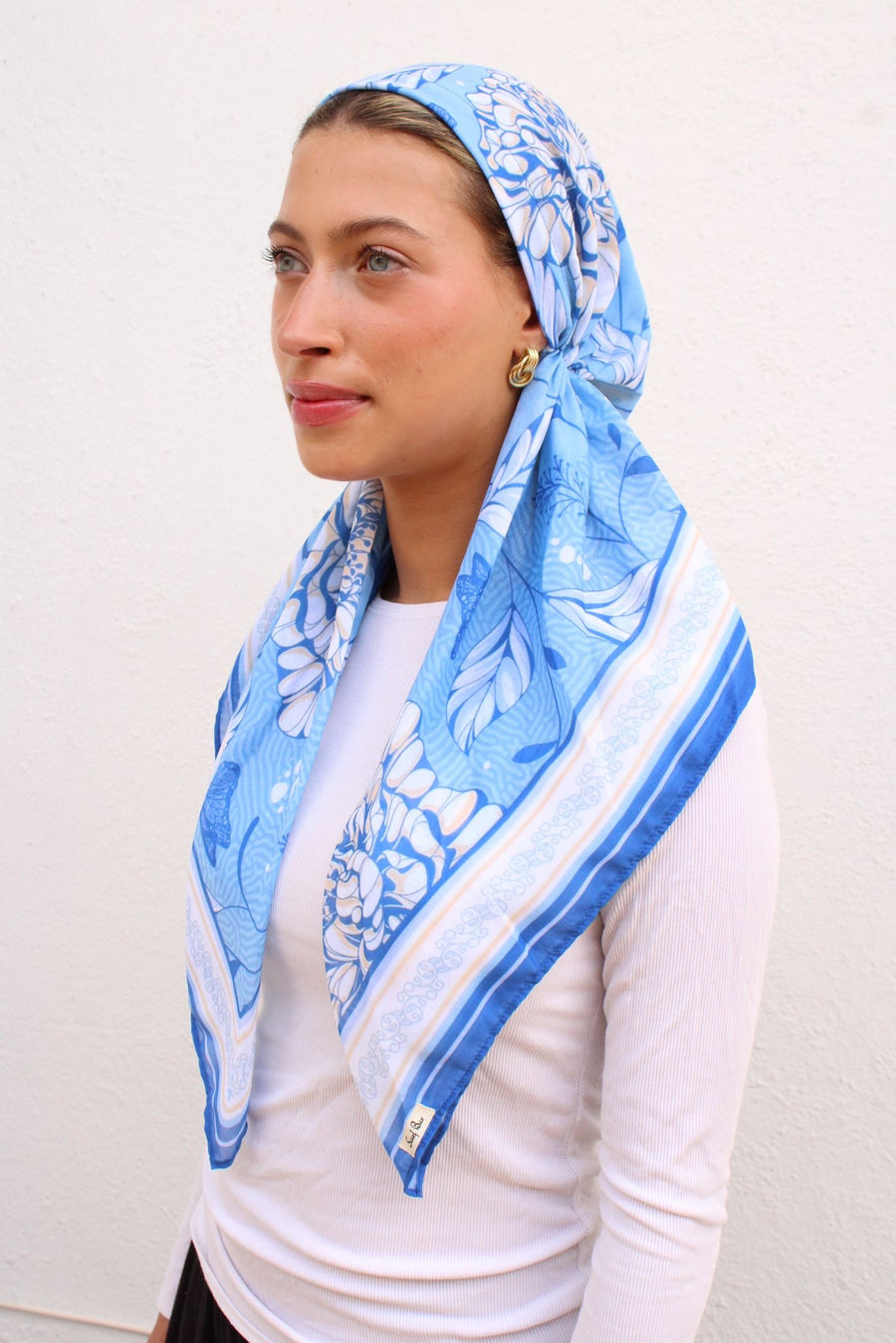 The Scarf Bar Santorini Sky Pre Tied with Velvet Grip