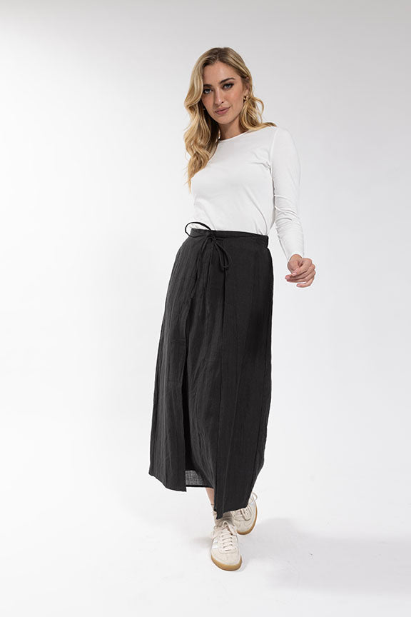 Monn Tie Panel Linen Skirt