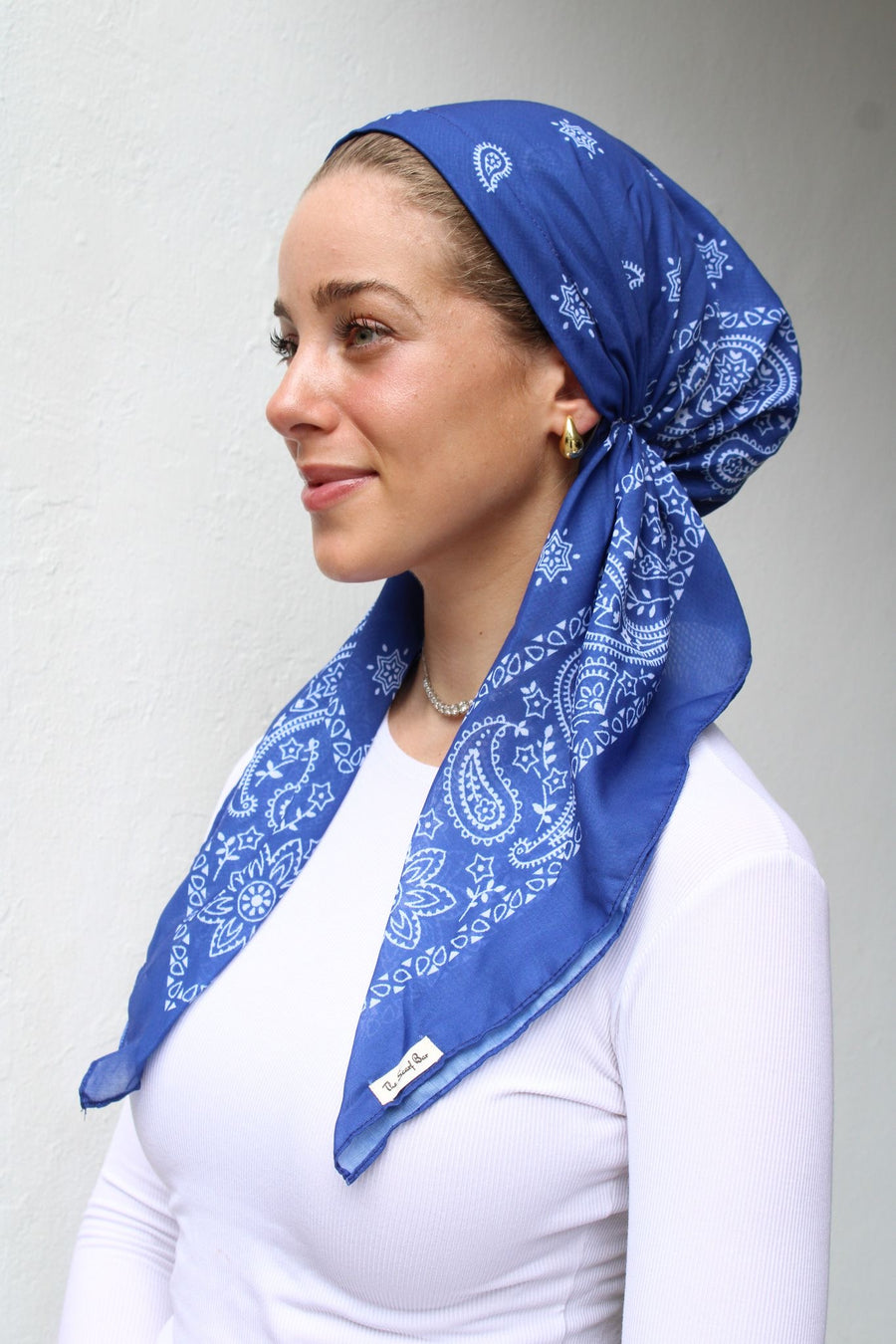 The Scarf Bar Blue Paisley Pre Tied with Velvet Grip