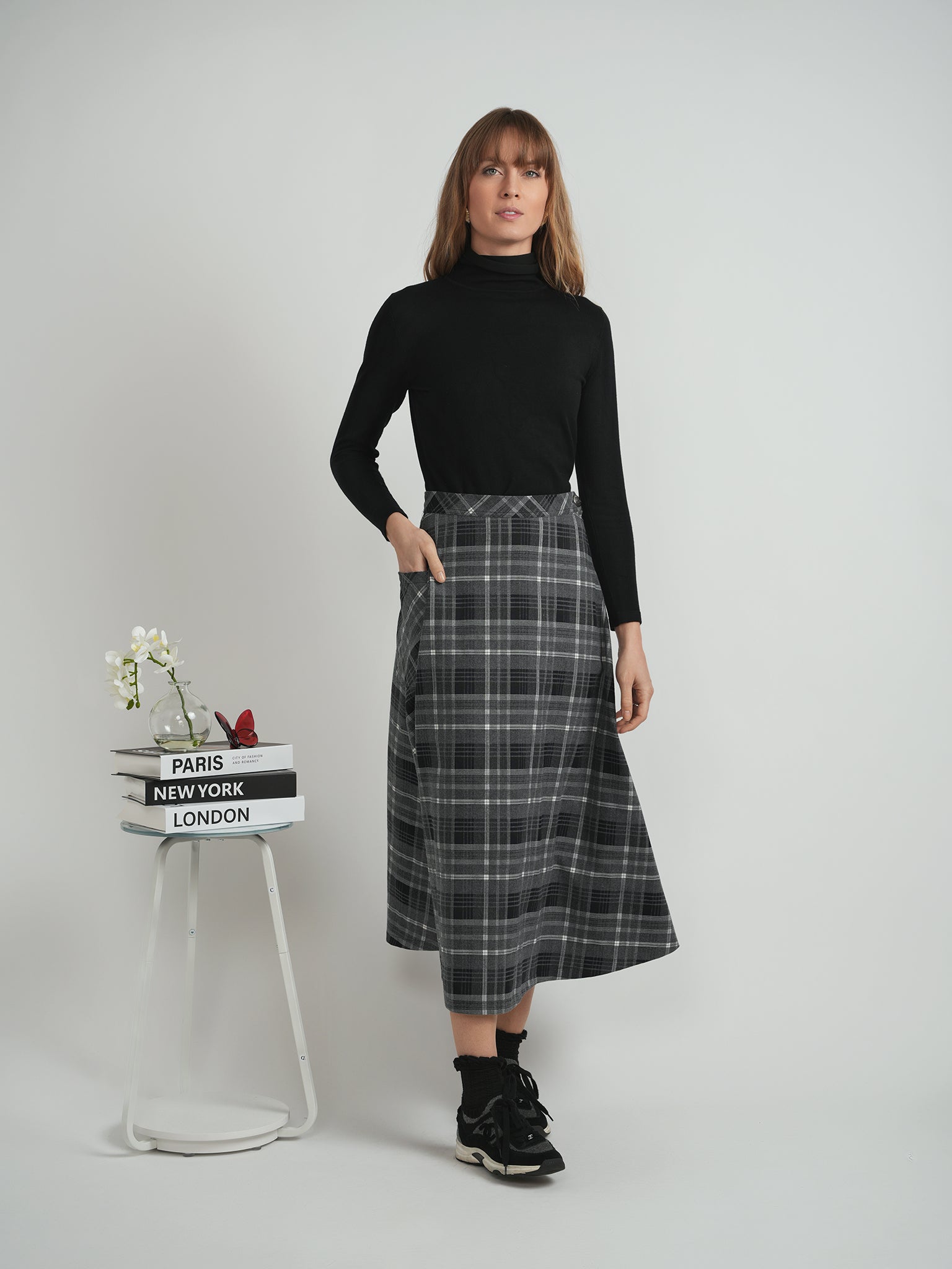 Faves Black/Grey Plaid Pocket Skirt