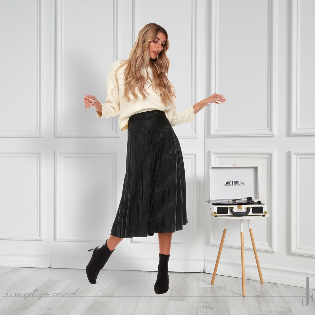 Japparel Pleated Pleather Midi Skirt From Head To Hose