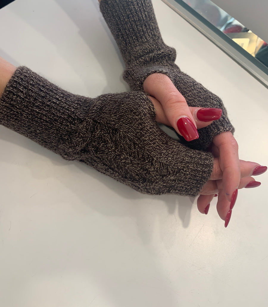 FHTH Cable Wool Fingerless Gloves