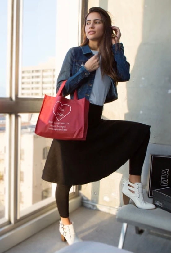 Mia Mod YR Black Skirt