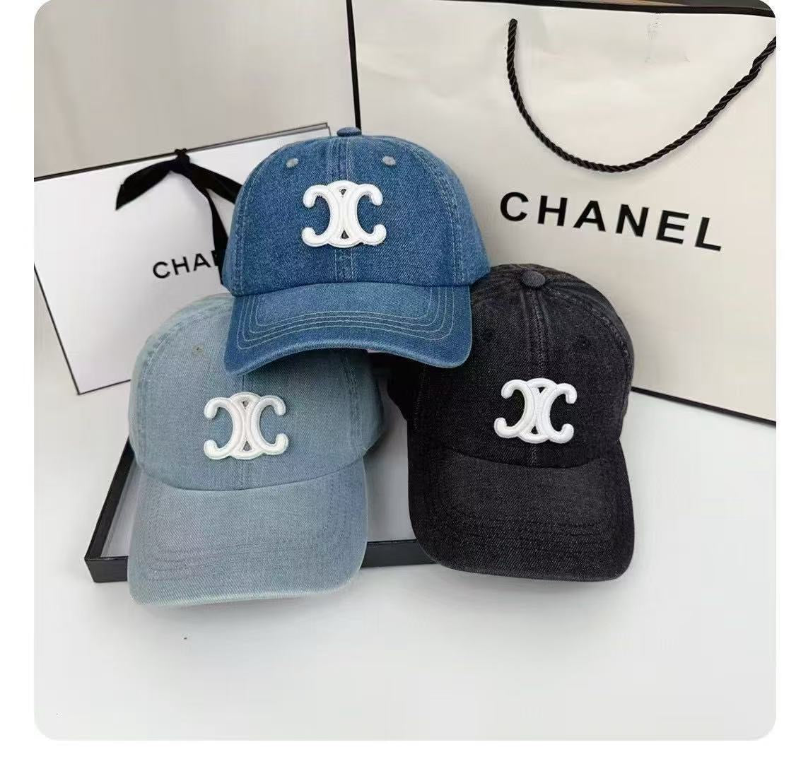 Caps
