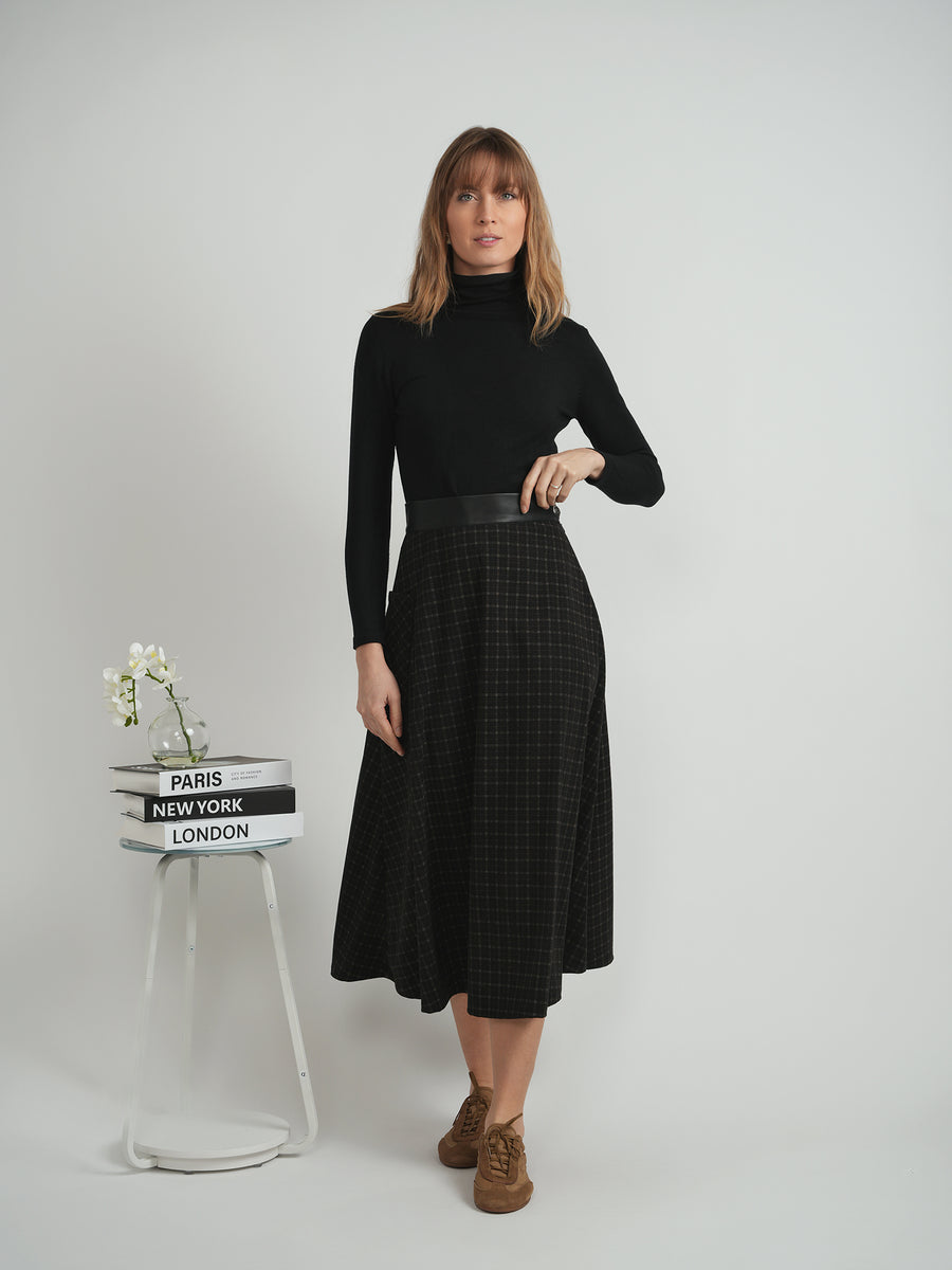 Oops Black Plaid Corduroy Pocket Skirt