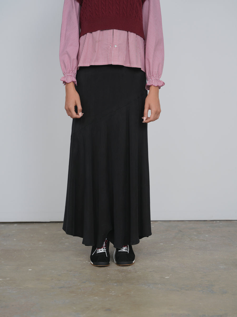 Point Brushed Seam Skirt in Chocolate Brown and Black
