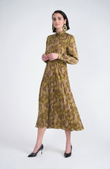 B Chic Olive Print Pleated Dress