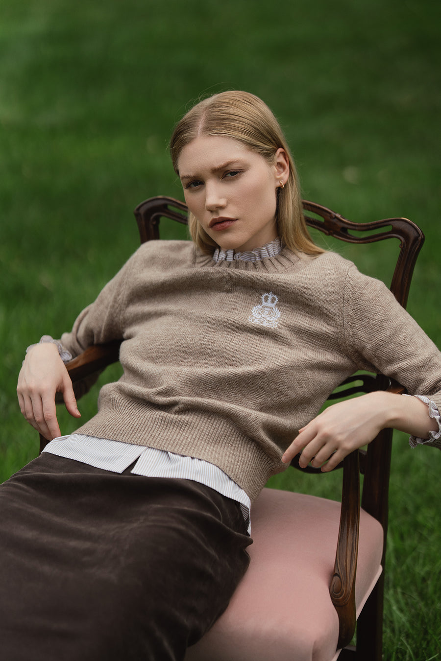 Point Fine Knit Crew Top