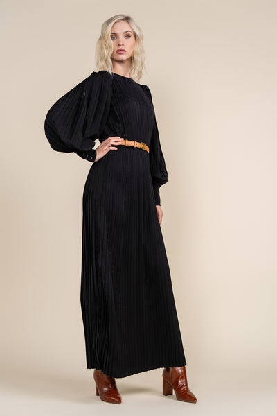 Apparalel Noire Dress in Black