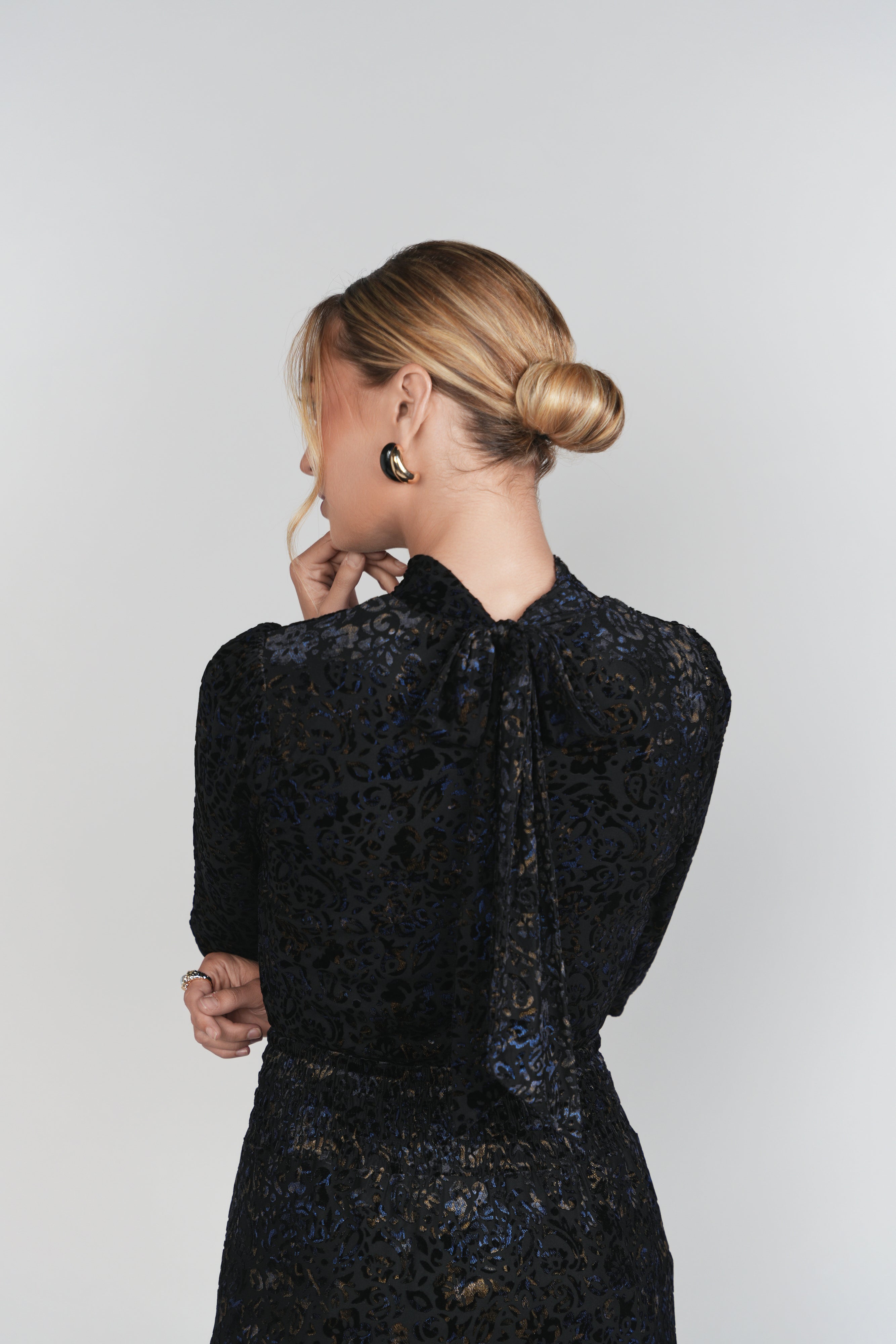 Adina Olivia Black Shimmer Midi Dress