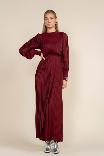 Apparalel Noire Dress in Cranberry