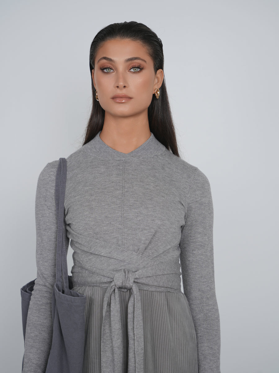 Point Mandarin Neck Wrap Top in Black and Brown