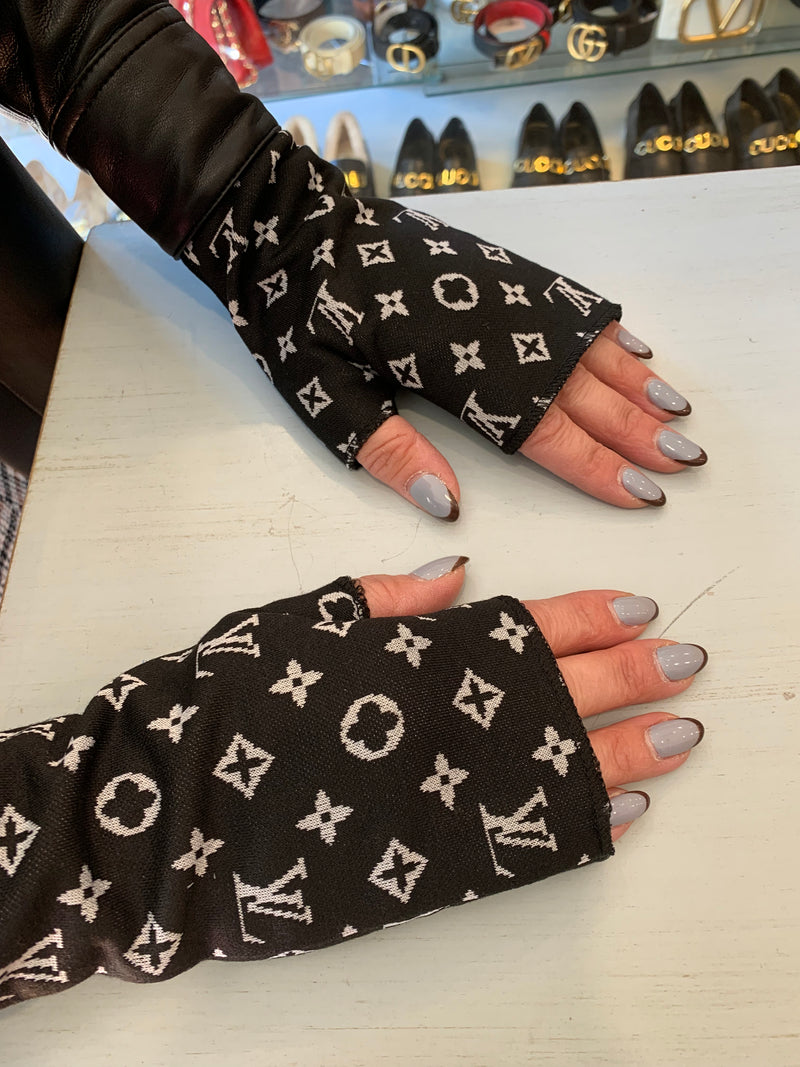 FHTH Dior Logo Fingerless Gloves