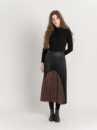 Maxmrkt Pleated Contrast Midi Skirt