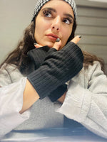 FHTH Softest Ribbed Fingerless Gloves